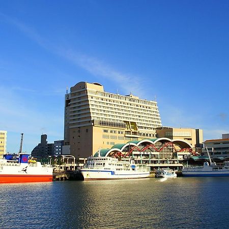 Okinawa Kariyushi Urban Resort Naha Buitenkant foto