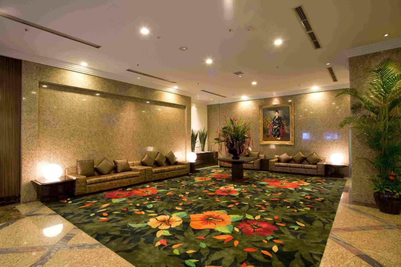 Okinawa Kariyushi Urban Resort Naha Buitenkant foto
