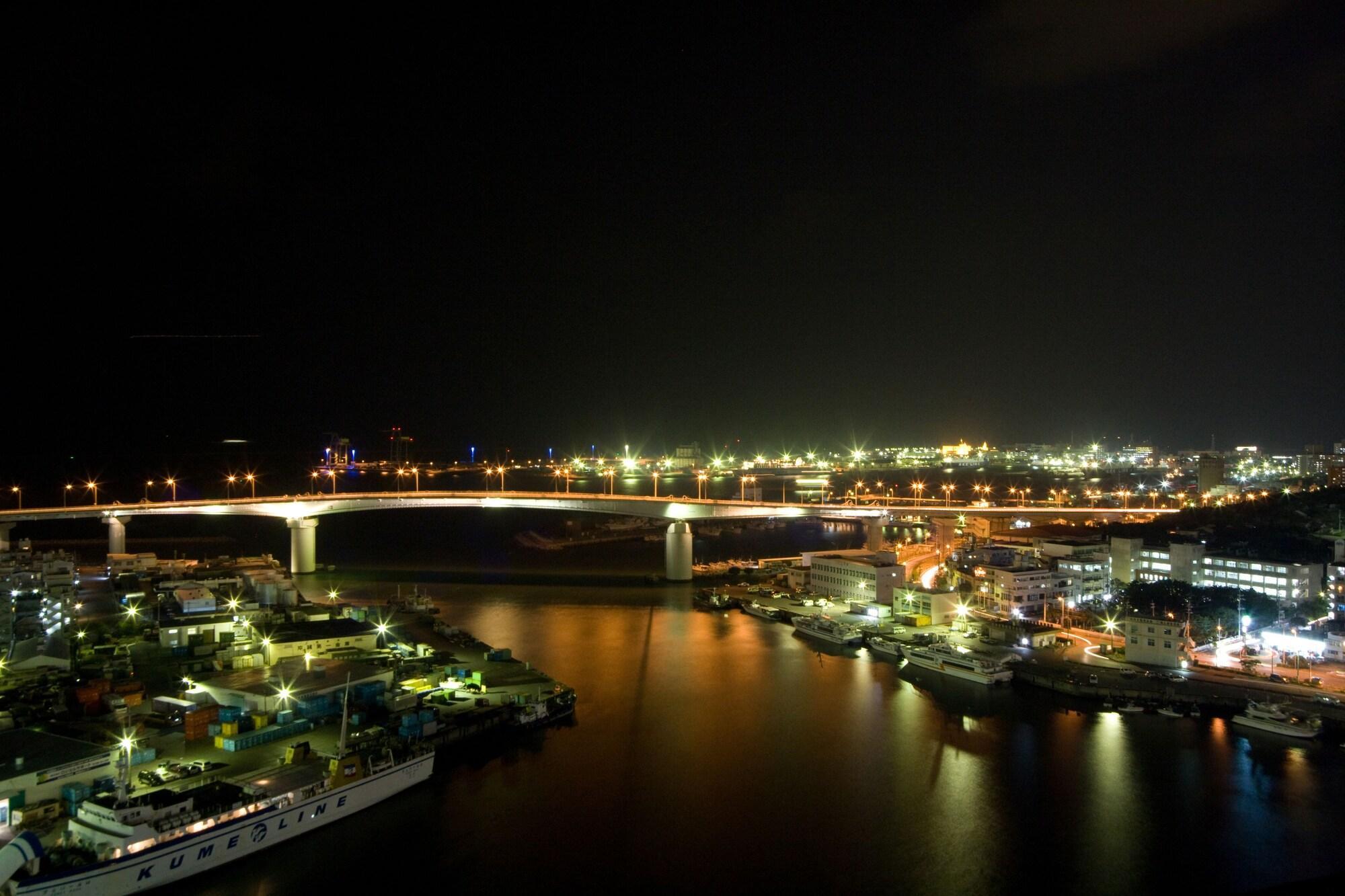 Okinawa Kariyushi Urban Resort Naha Buitenkant foto