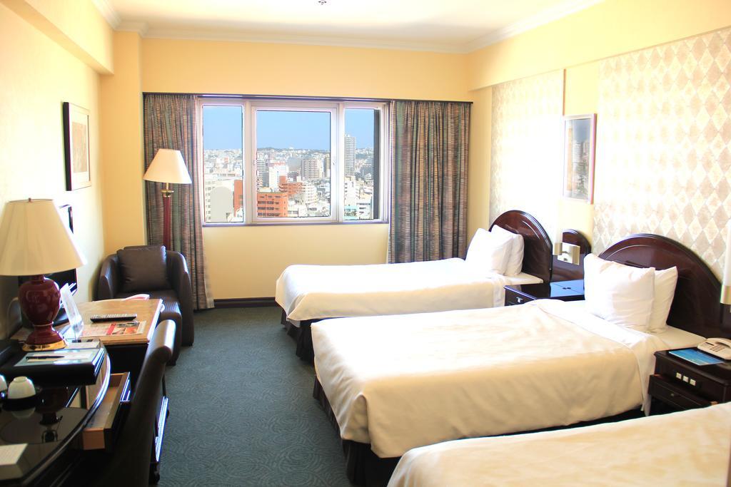 Okinawa Kariyushi Urban Resort Naha Kamer foto